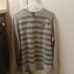 Nike sweat shirt